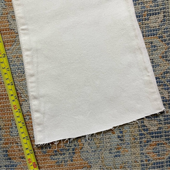 NWOT Elizabeth And James White High Rise Flare/Bootcut/Raw Hem Jeans 10/30 - Picture 6 of 8